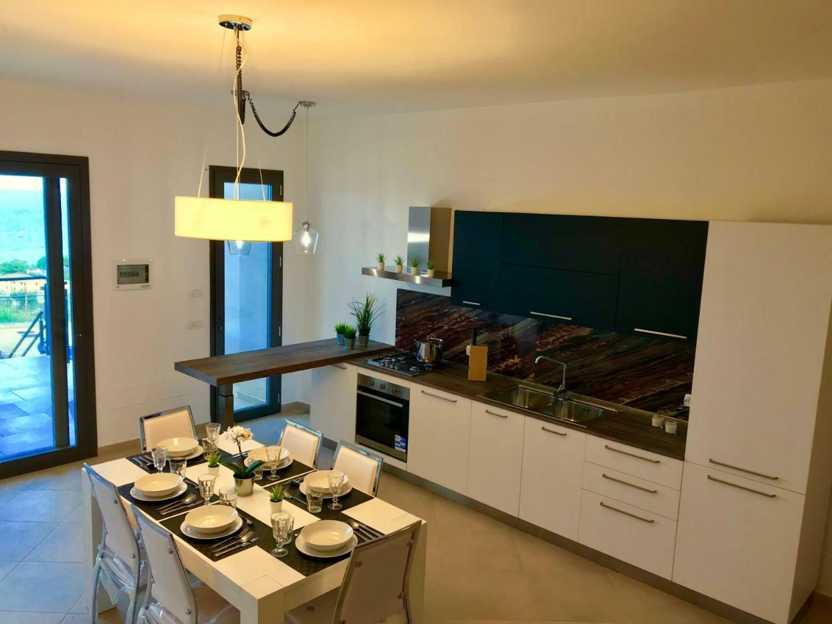 Red Luxury In Borgo Guardiola Near Cefalu Mandra Capreria 外观 照片
