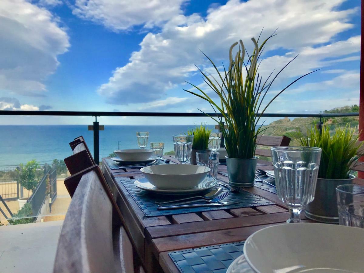 Red Luxury In Borgo Guardiola Near Cefalu Mandra Capreria 外观 照片