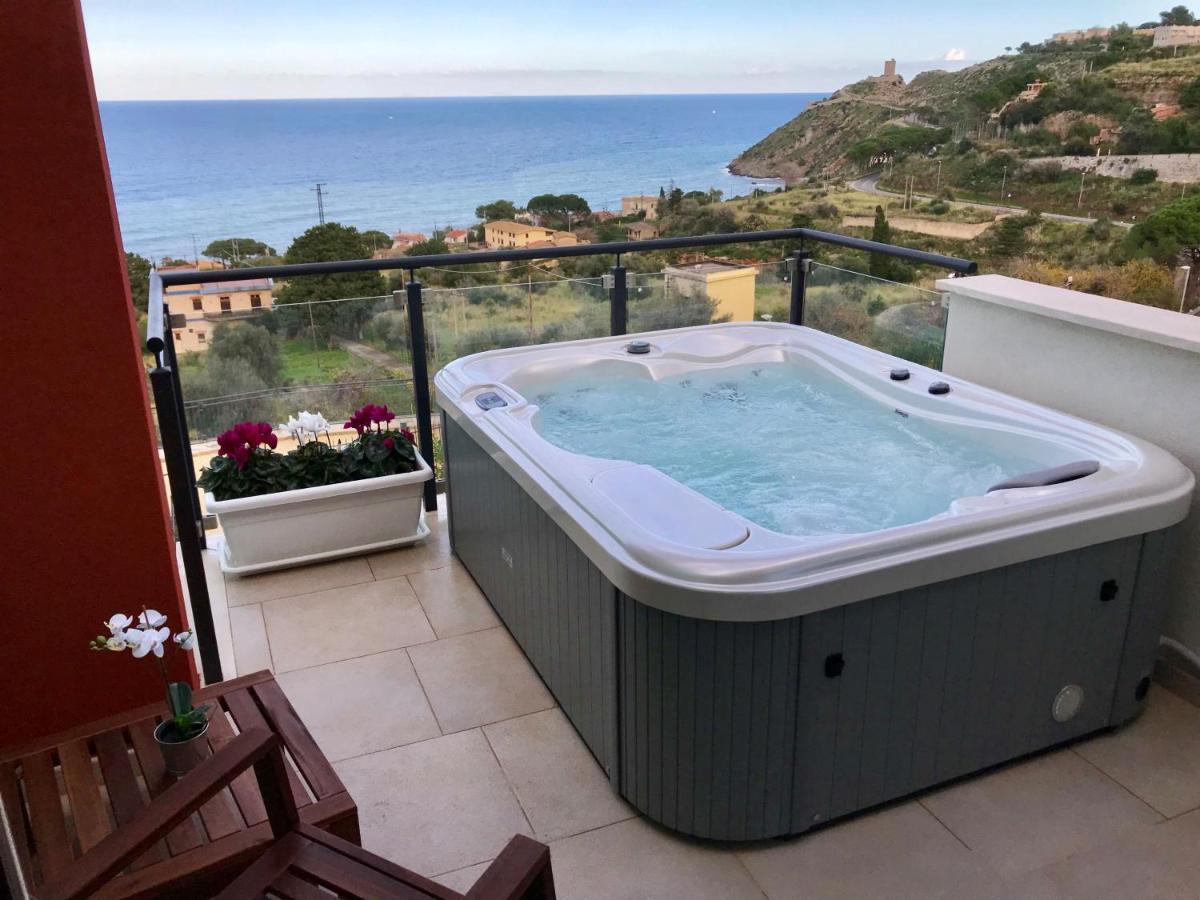 Red Luxury In Borgo Guardiola Near Cefalu Mandra Capreria 外观 照片